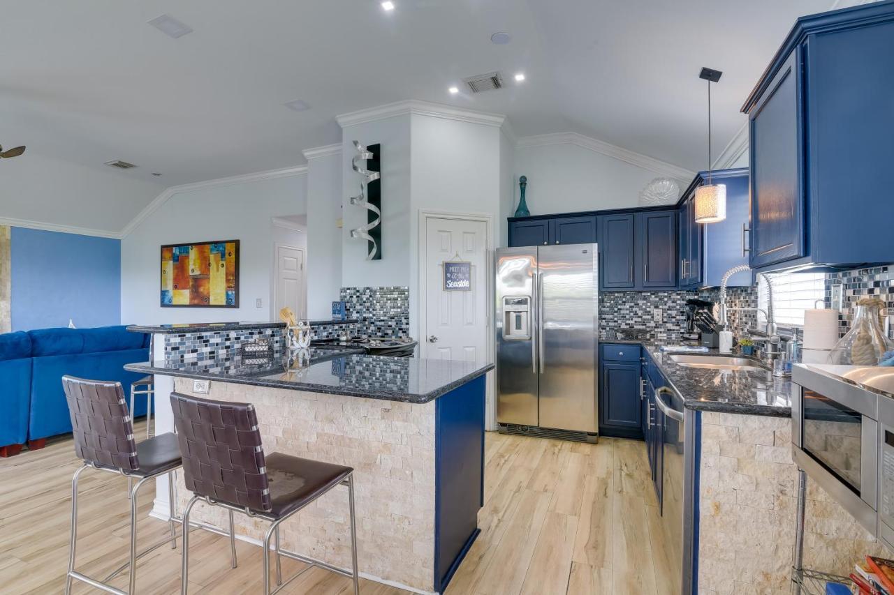 Villa Galveston Escape With Entertainment Patio And Deck! Exterior foto
